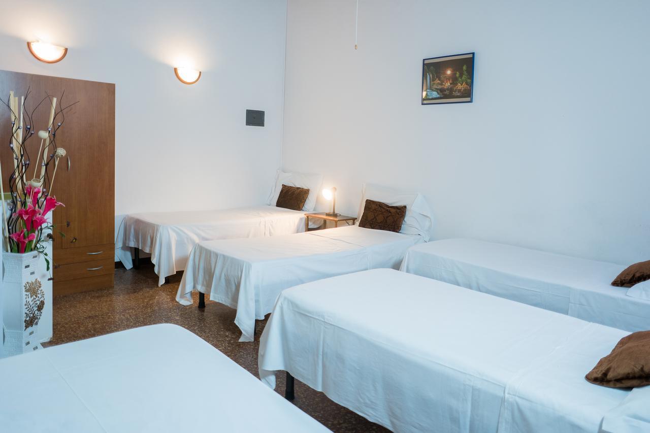 Backpackers House Venice Luaran gambar